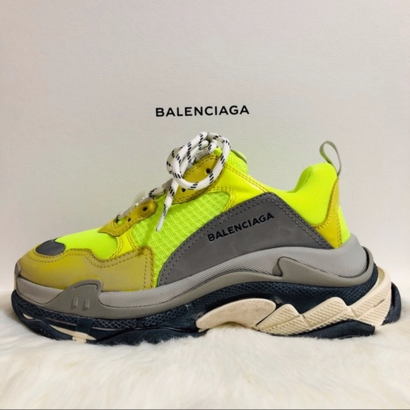 wish balenciaga triple s